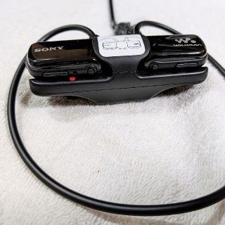 ウォークマン(WALKMAN)のSony NW-W270　黒・防水一体型ヘッドホンウォークマン(ポータブルプレーヤー)