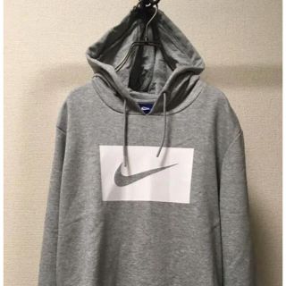 ナイキ(NIKE)のNIKE メンズ　パーカー(パーカー)