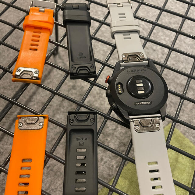 GARMIN(ガーミン)のGarmin S62  ブラック　　バンド、クレードル付 スポーツ/アウトドアのゴルフ(その他)の商品写真