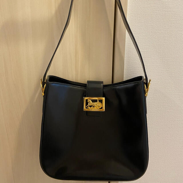 バッグ●美品・希少● オールドセリーヌ　CELINE  馬車金具　ショルダーバッグ