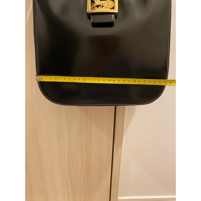 celine(セリーヌ)の●美品・希少● オールドセリーヌ　CELINE  馬車金具　ショルダーバッグ レディースのバッグ(ショルダーバッグ)の商品写真