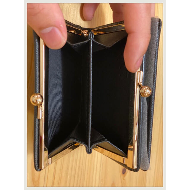 Vivienne Westwood(ヴィヴィアンウエストウッド)のvivienewestwood 折り財布　がま口財布　レディース レディースのファッション小物(財布)の商品写真
