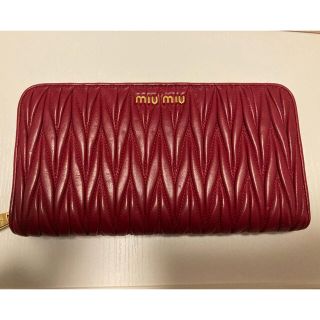 ミュウミュウ(miumiu)のmiumiu 長財布(財布)