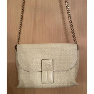 ロエベ(LOEWE)のLOEWEアベニューバッグ(ショルダーバッグ)