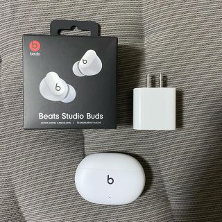 ビーツバイドクタードレ(Beats by Dr Dre)のお得セット‼️超美品‼️早い者勝ち❗️Beats Studio Buds(ヘッドフォン/イヤフォン)