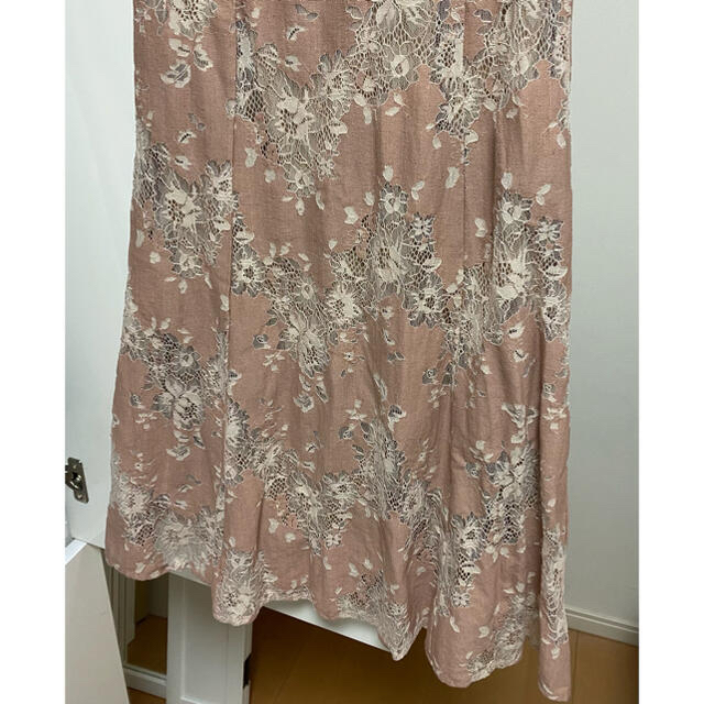 natural couture(ナチュラルクチュール)のnatural couture 花柄レースロングスカート レディースのスカート(ロングスカート)の商品写真
