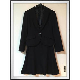 黒のジャケット ＆ スカート  スーツ  秋冬用(スーツ)
