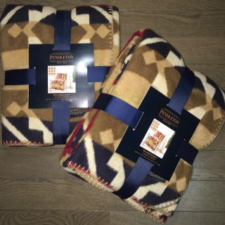 ペンドルトン(PENDLETON)のペンドルトン　ブランケット　2枚  セット　リバーシブル　新品(寝袋/寝具)