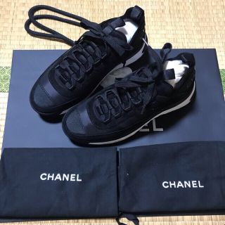 シャネル(CHANEL)の専用大人気　正規品　入手困難　シャネルスニーカー　スエード　ブラック 37(スニーカー)