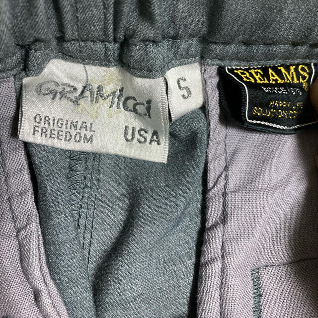 GRAMICCI(グラミチ)のグラミチ ビームス別注スラックス グレー s メンズのパンツ(スラックス)の商品写真