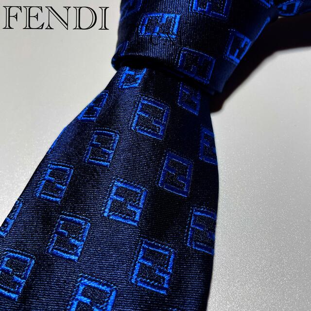 FENDI(フェンディ)のFENDI ネクタイ メンズのファッション小物(ネクタイ)の商品写真