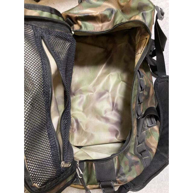 THE NORTH FACE(ザノースフェイス)のTHE NORTH FACE ダッフルバッグ 迷彩　XS 31Ｌ メンズのバッグ(ボストンバッグ)の商品写真