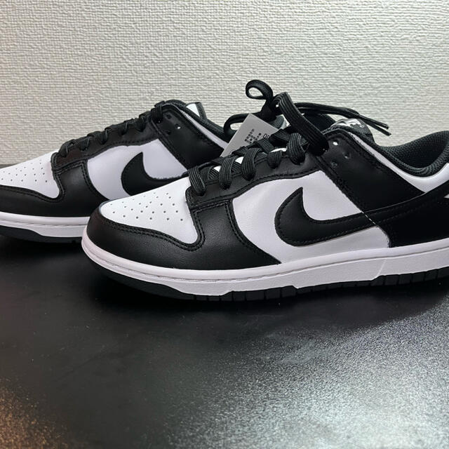 NIKE WMNS DUNK LOW BLACK/WHITE ナイキ　パンダ 2