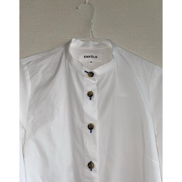 ENFOLD(エンフォルド)のENFOLD スカーフ付きシャツ レディースのトップス(シャツ/ブラウス(長袖/七分))の商品写真