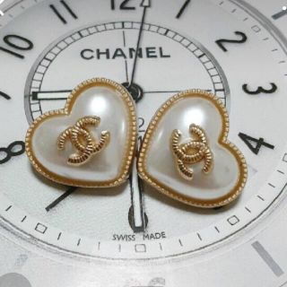 シャネル(CHANEL)のCHANEL ボタンピアス(ピアス)