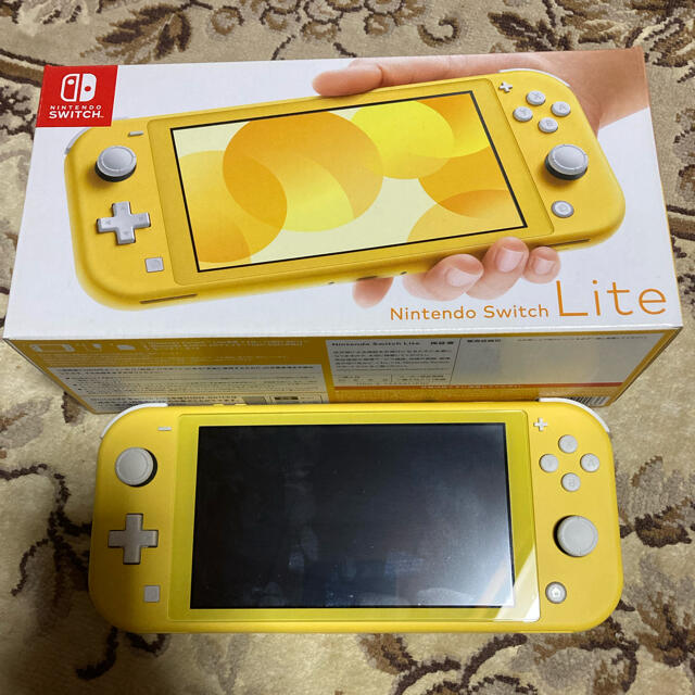 Nintendo Switch NINTENDO SWITCH LITE イエ… - 携帯用ゲーム機本体