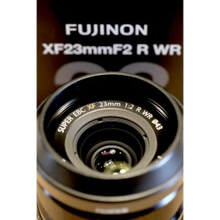 フジフイルム(富士フイルム)の富士フイルムFUJIFILM XF23mmF2 R WR B(レンズ(単焦点))