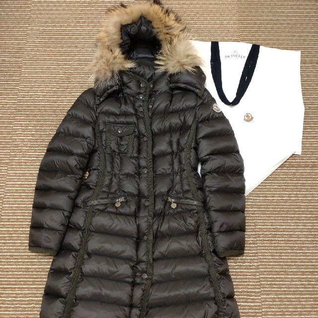MONCLER モンクレール TOURTERELLE ダウン-