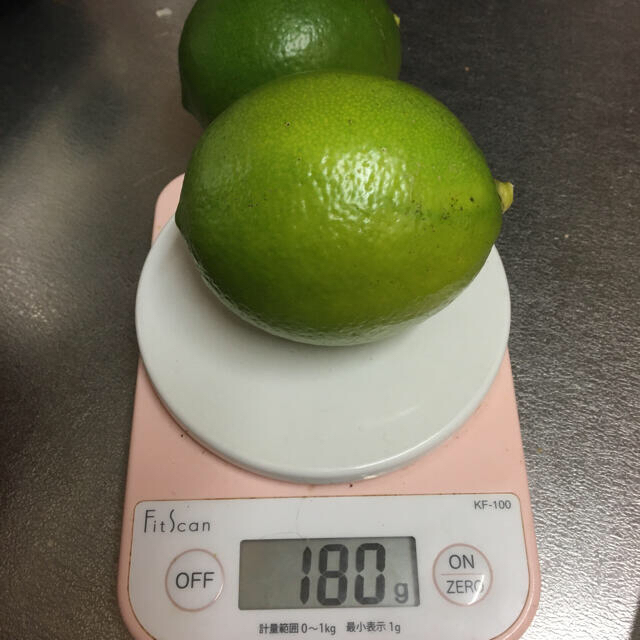 オーガニック　無農薬マイヤーレモン　3キロ 食品/飲料/酒の食品(フルーツ)の商品写真