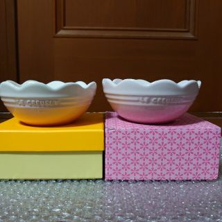 ルクルーゼ(LE CREUSET)の紘呂様 ル・クルーゼ フリルボール14cm 2つ(食器)