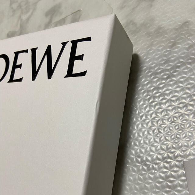 LOEWE(ロエベ)のLOEWE ロエベ　ろえべ　空箱　ショッピングバッグ レディースのバッグ(ショップ袋)の商品写真