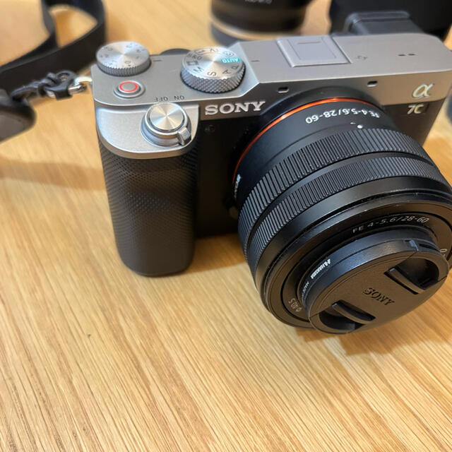 SONY(ソニー)のsony α7c ILCE-7CL ズームレンズキット スマホ/家電/カメラのカメラ(ミラーレス一眼)の商品写真