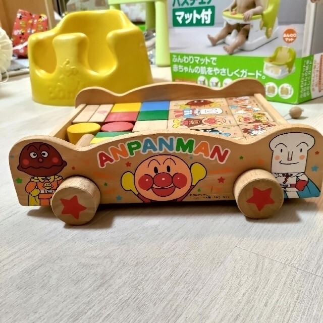Takara Tomy(タカラトミー)の美品✫  アンパンマン積み木 キッズ/ベビー/マタニティのおもちゃ(積み木/ブロック)の商品写真