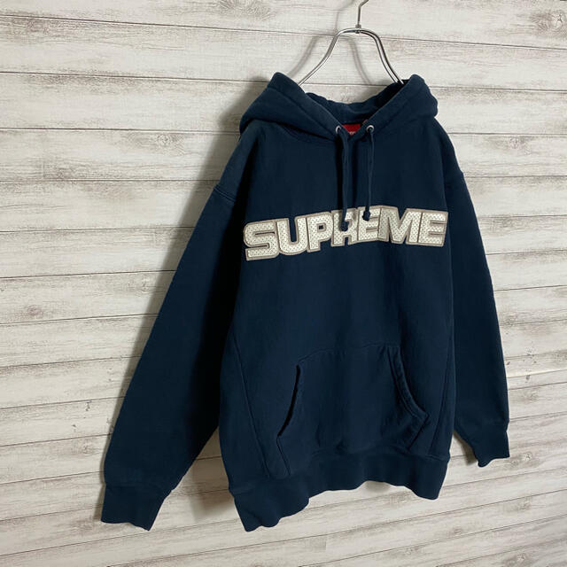 Supreme(シュプリーム)の【即完売モデル】シュプリーム　デカロゴ　スウェット　パーカー　定番モデル メンズのトップス(パーカー)の商品写真