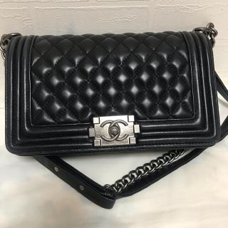 シャネル(CHANEL)の美品！CHANELショルダーバッグ(ショルダーバッグ)