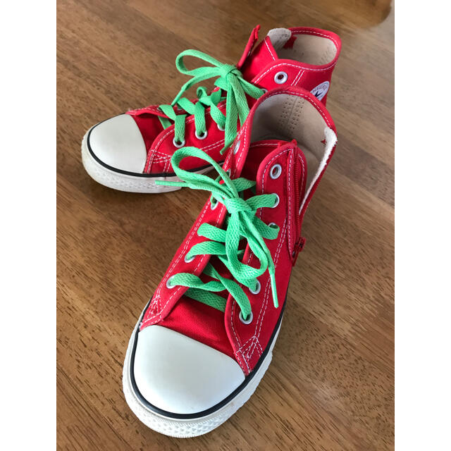 CONVERSE(コンバース)のスニーカー　コンバース　赤　21センチ キッズ/ベビー/マタニティのキッズ靴/シューズ(15cm~)(スニーカー)の商品写真