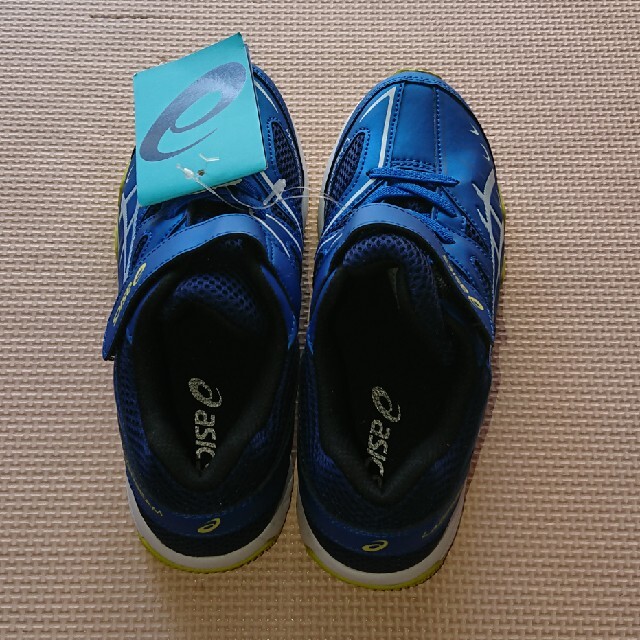 asics(アシックス)の男の子 21㎝ 靴  新品 キッズ/ベビー/マタニティのキッズ靴/シューズ(15cm~)(スニーカー)の商品写真