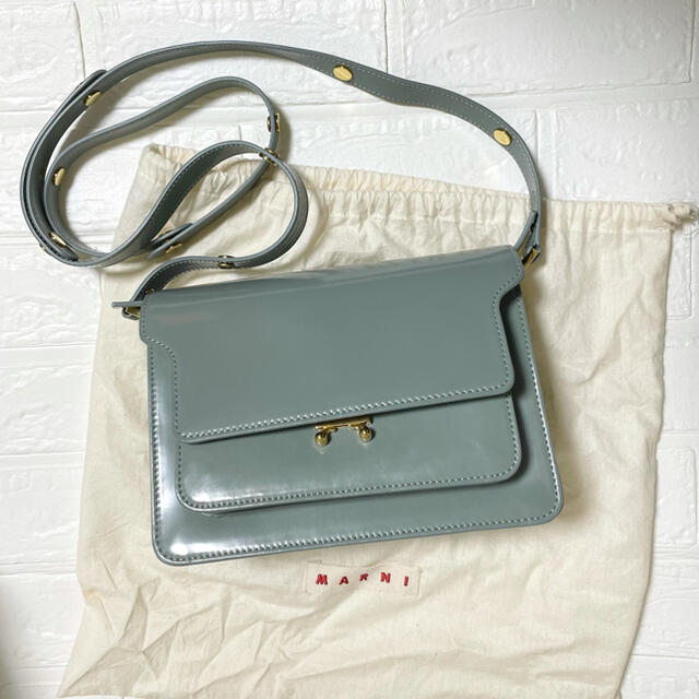 マルニ　アタッシュバッグ　MARNI バッグ　ショルダーバッグ　トランク