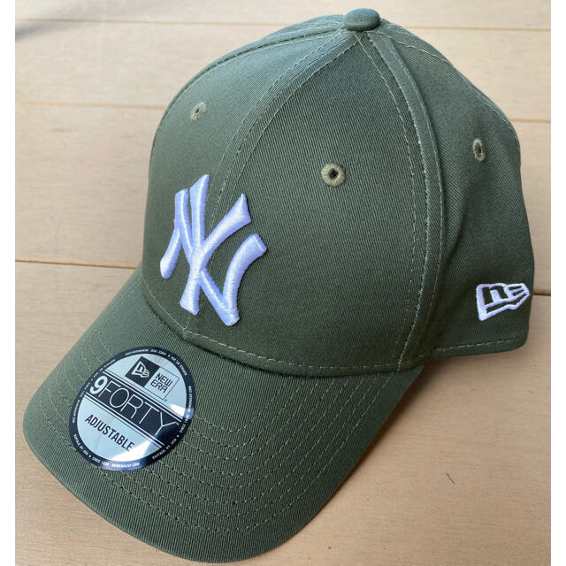 NEW ERA(ニューエラー)の新品未使用　ニューエラ キャップ NY ヤンキース カーキ メンズの帽子(キャップ)の商品写真