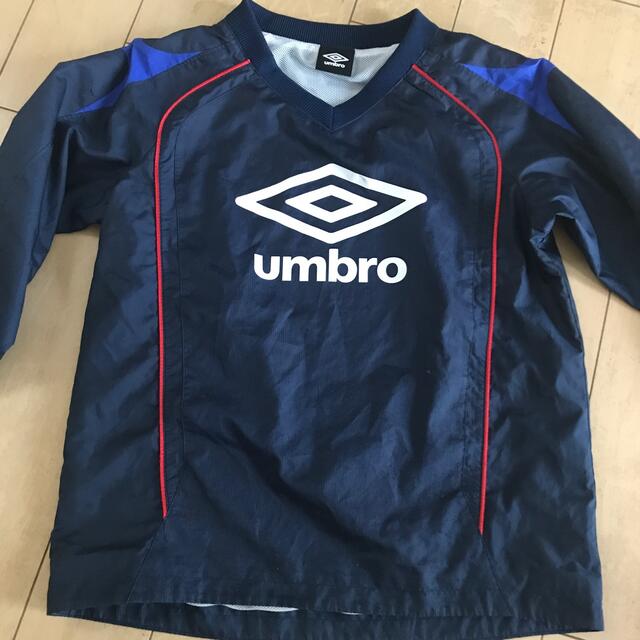 UMBRO(アンブロ)の⭐︎unbro  ピステ⭐︎140 スポーツ/アウトドアのサッカー/フットサル(ウェア)の商品写真