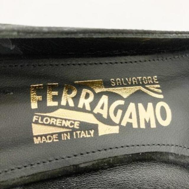 Salvatore Ferragamo(サルヴァトーレフェラガモ)のサルバトーレフェラガモ パンプス 7D - 黒 レディースの靴/シューズ(ハイヒール/パンプス)の商品写真