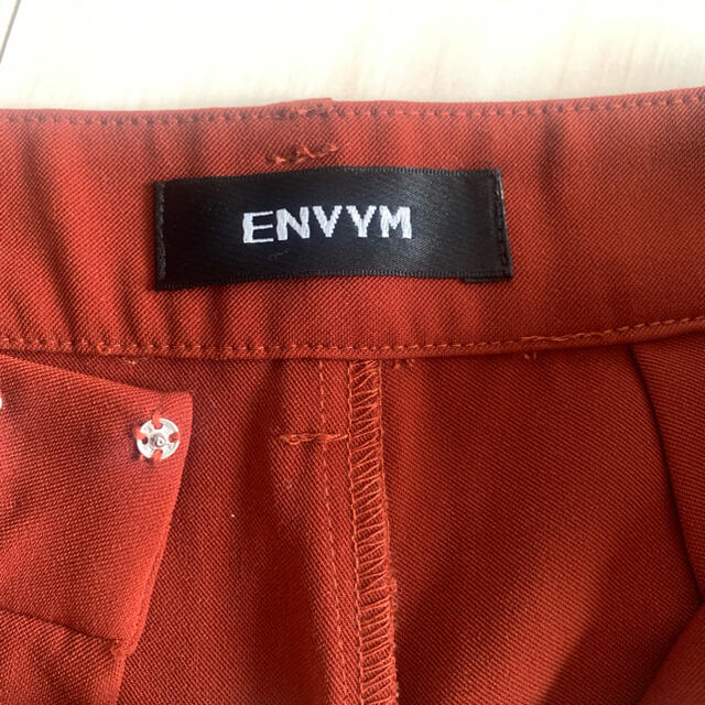 ENVYM(アンビー)のENVYM パンツ  レディースのパンツ(カジュアルパンツ)の商品写真