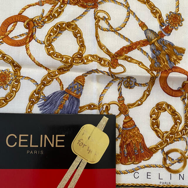 celine(セリーヌ)の未使用品　セリーヌ《コットンハンカチ》ホワイト　オールドCELINE レトロ レディースのファッション小物(ハンカチ)の商品写真