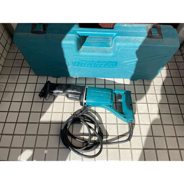 Makita(マキタ)のYU様用　マキタ　レシプロソー　JR3000V　ケース付き スポーツ/アウトドアの自転車(工具/メンテナンス)の商品写真