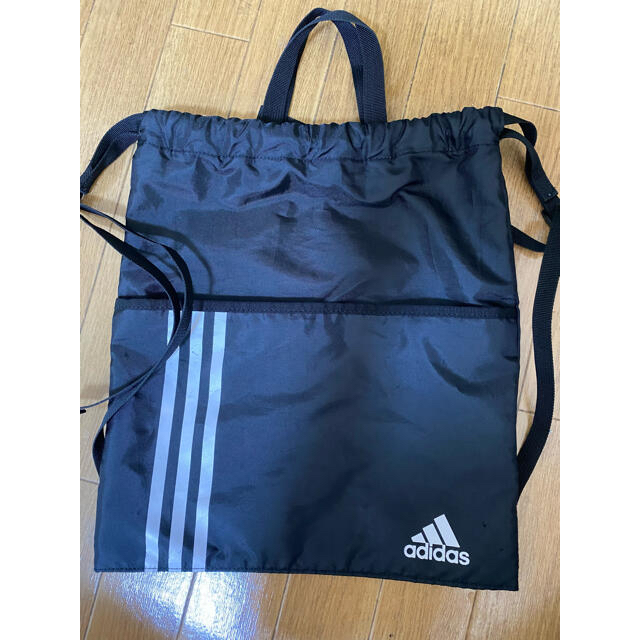 adidas(アディダス)のadidas ナップサック　専用 キッズ/ベビー/マタニティのこども用バッグ(リュックサック)の商品写真