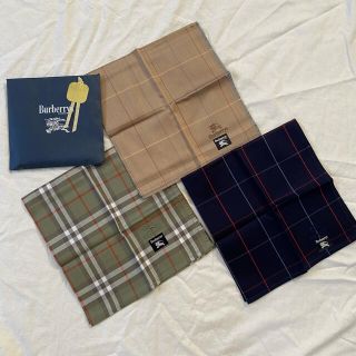 バーバリー(BURBERRY)のBurberry《メンズハンカチ3枚セット》チェック柄　紳士物　フォーマル(ハンカチ/ポケットチーフ)