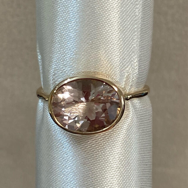 美品　天然モルガナイト　3.153ct 14号　 k18pg