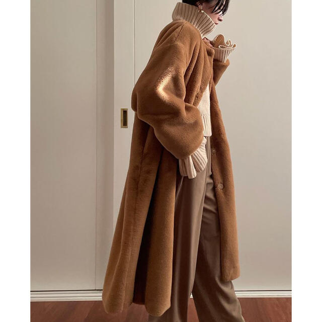 【未使用】クラネ  NO COLLAR LICO FUR COAT リコファー レディースのジャケット/アウター(ロングコート)の商品写真