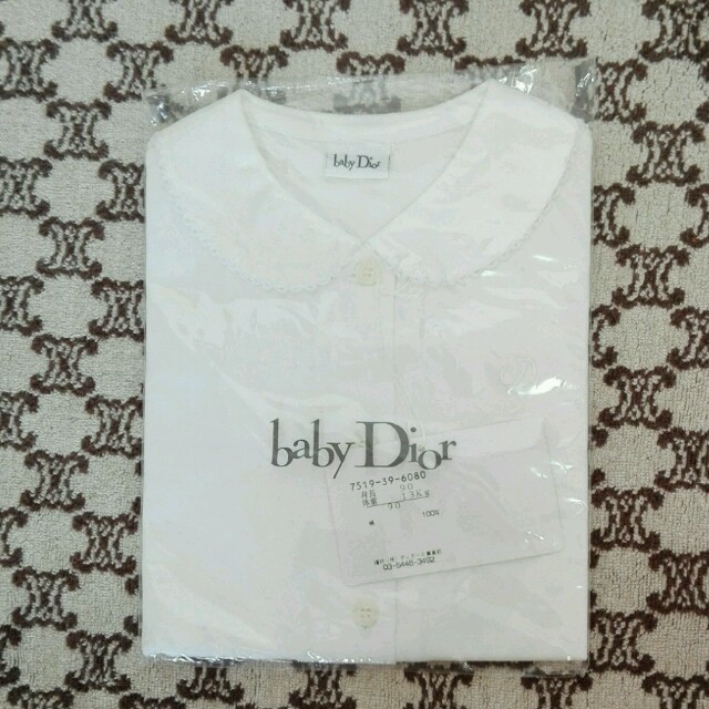 baby Dior(ベビーディオール)の新品 baby Dior 半袖ロゴブラウス キッズ/ベビー/マタニティのキッズ服女の子用(90cm~)(ブラウス)の商品写真