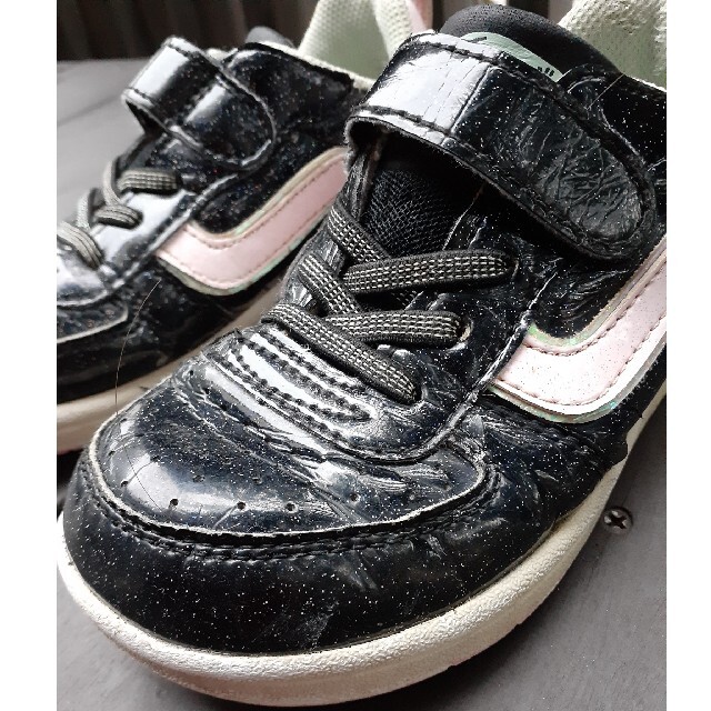 VANS(ヴァンズ)のVANS 18.0cm女の子スニーカーラメ入り運動靴バンズキッズシューズおしゃれ キッズ/ベビー/マタニティのキッズ靴/シューズ(15cm~)(スニーカー)の商品写真