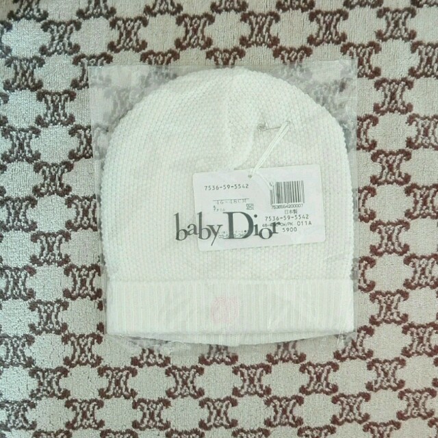 baby Dior - 新品 baby Dior ニット帽子の通販 by YUKI 's shop｜ベビーディオールならラクマ