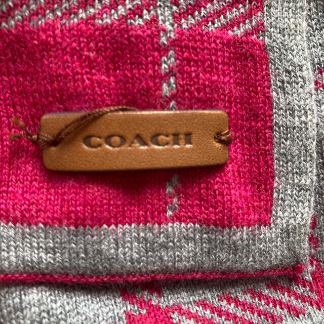 COACH(コーチ)の新品　コーチマフラー/リバーシブル/暖か レディースのファッション小物(マフラー/ショール)の商品写真