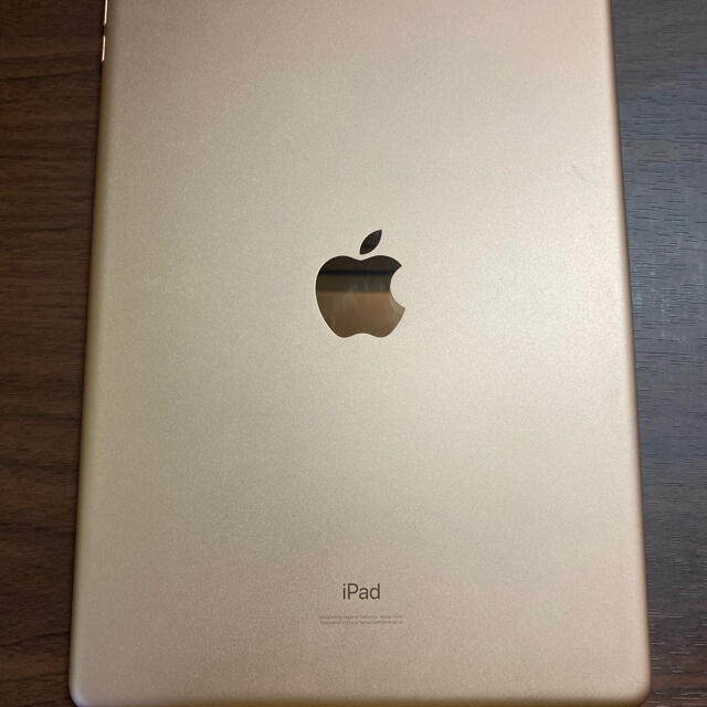 Apple IPad 第七世代 wifi 32gb