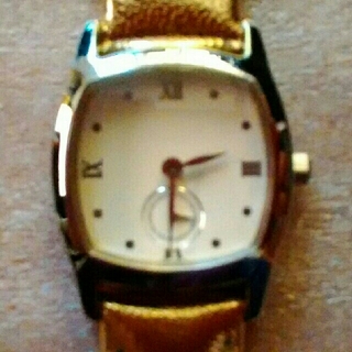 レイジースーザン(LAZY SUSAN)の60％OFF  未使用　レイジースーザン　腕時計　ゴールド(腕時計)