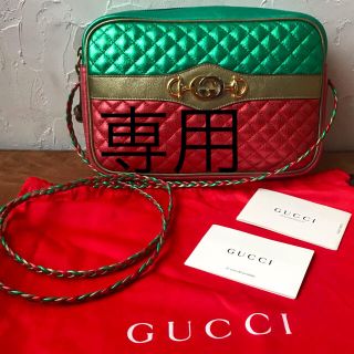 グッチ(Gucci)のなっち様専用　GUCCI正規品　メタリックショルダーバッグ　レザーキルティング (ショルダーバッグ)