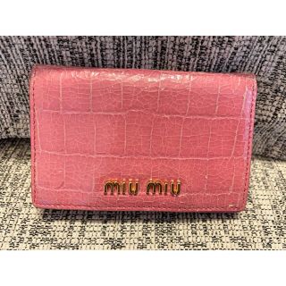 ミュウミュウ(miumiu)のmiumiu 名刺入れ　ピンク(名刺入れ/定期入れ)